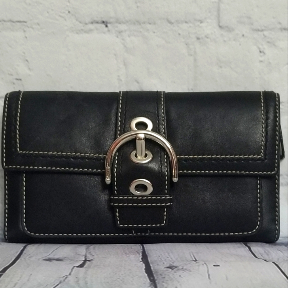 Vintage Coach Black Leather Buckle Soho Wallet